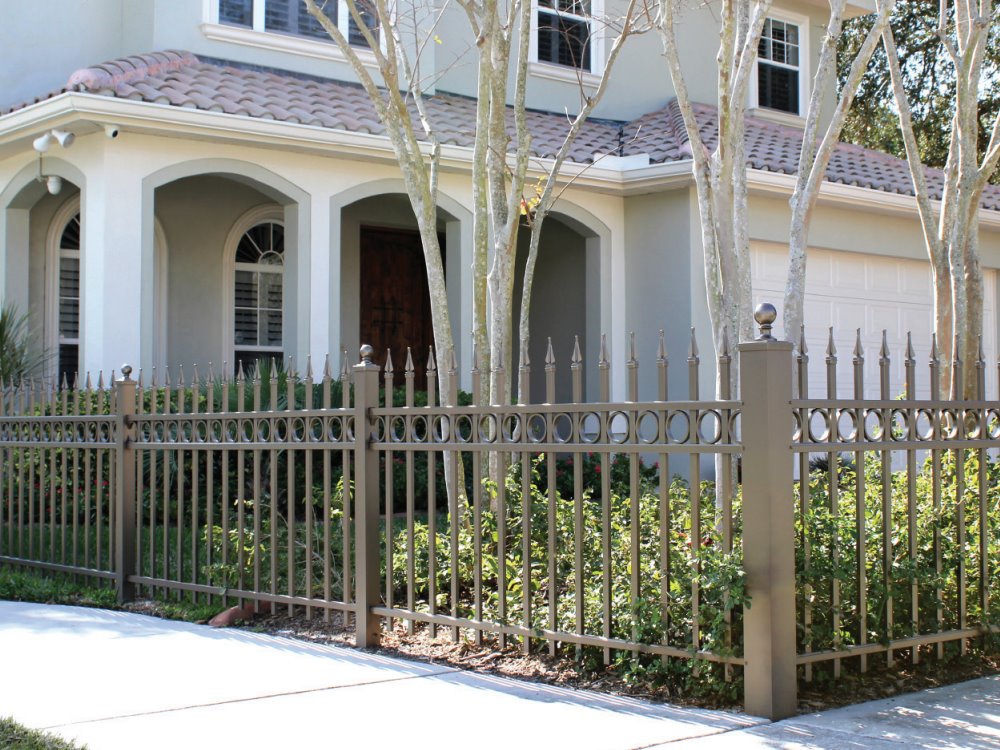 Why Choose Aluminum Fencing for Your Missouri Property?